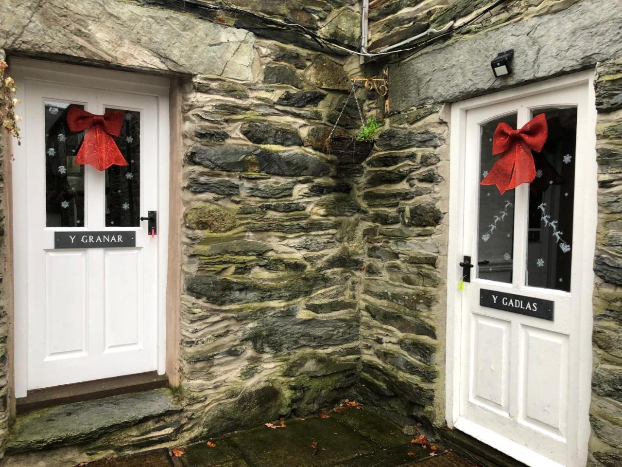 Bryn Melyn Farm Cottages Bala Eksteriør billede